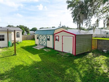 Thumbnail of mobile home