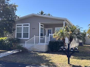 Camelot Lakes Village