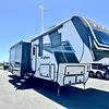 RV for Sale: 2025 FUZION 432