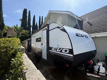 Thumbnail of RV