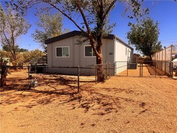Thumbnail of mobile home