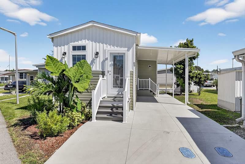 Photo of Mobile Home