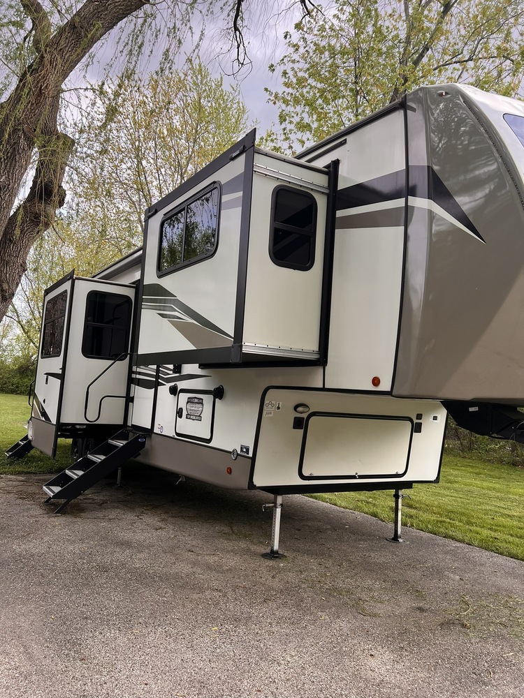 Photo of Rv