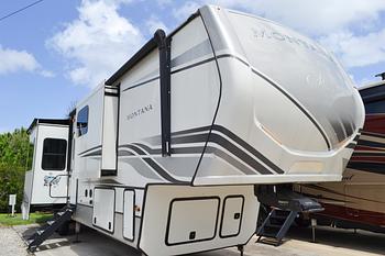 Thumbnail of RV