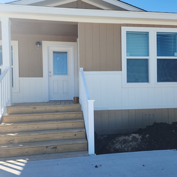 Thumbnail of mobile home