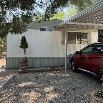 Thumbnail of mobile home