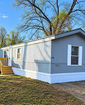 Thumbnail of mobile home