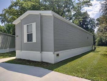 Thumbnail of mobile home