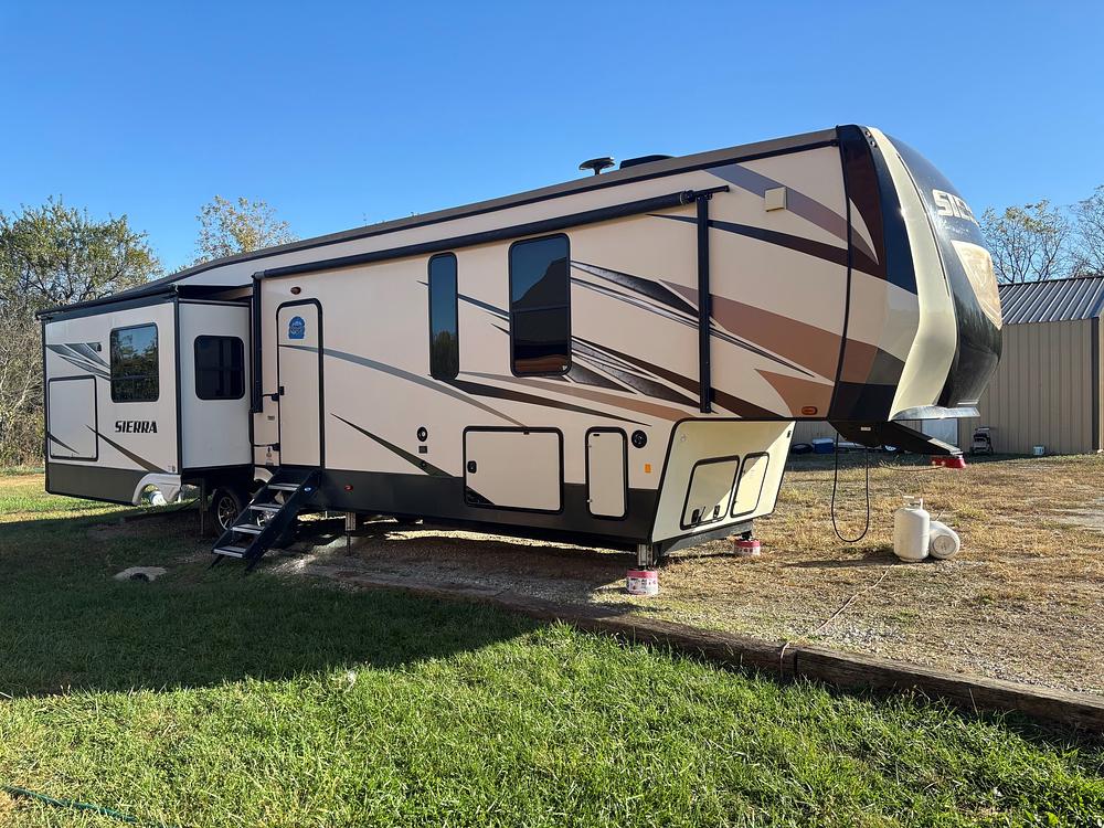 Photo of Rv