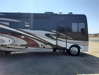 Thumbnail of RV