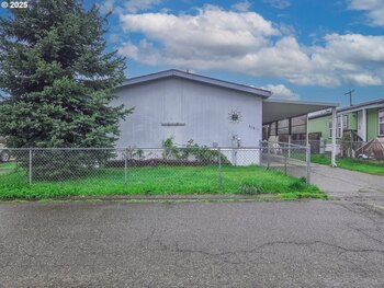 Thumbnail of mobile home