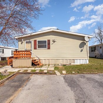 Thumbnail of mobile home