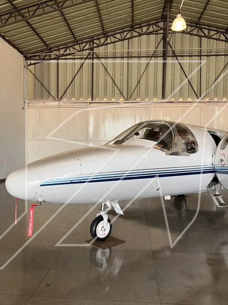 7137/cessna-citation-500-1974-flightmarket-id-7137-58331.webp