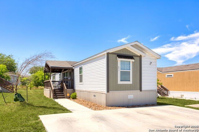 Photo of Mobile Home