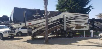 Thumbnail of RV