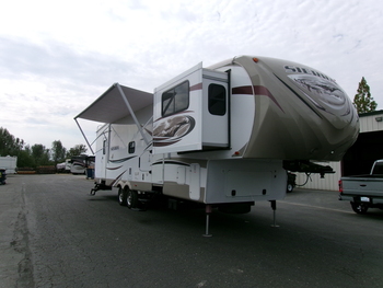 Thumbnail of RV