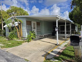 Thumbnail of mobile home