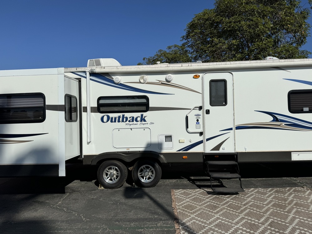 Photo of Rv