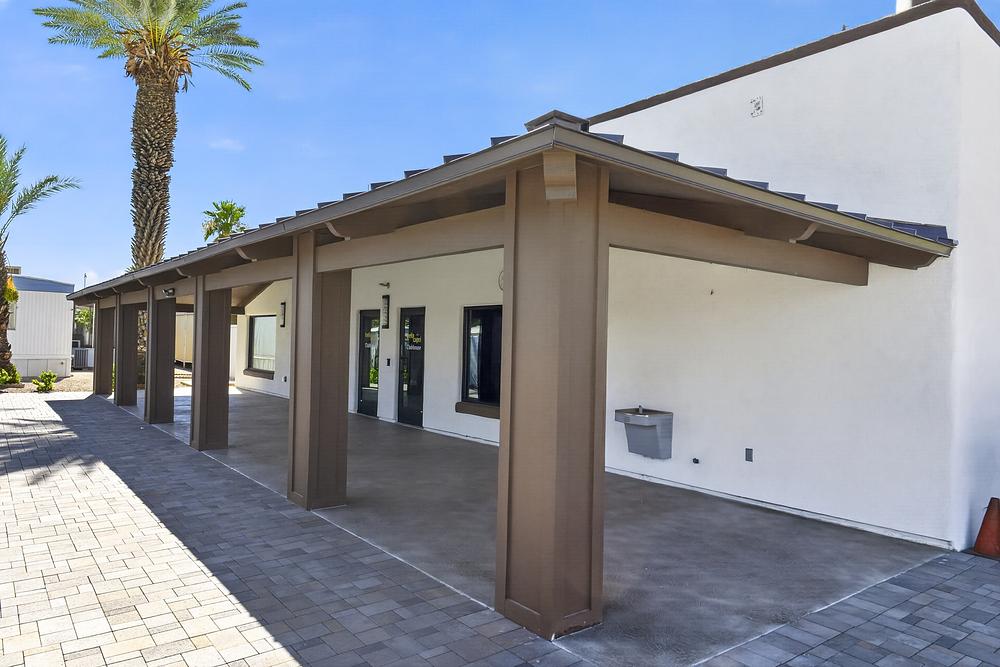 003 2305 W Ruthrauff Rd Exterior 0023