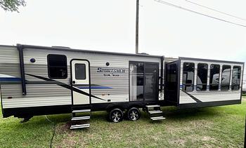 Thumbnail of RV