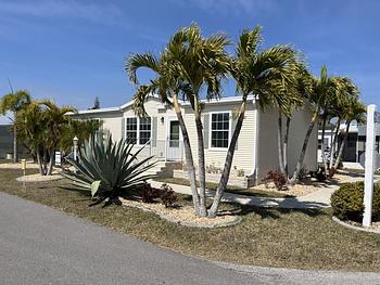 Thumbnail of mobile home