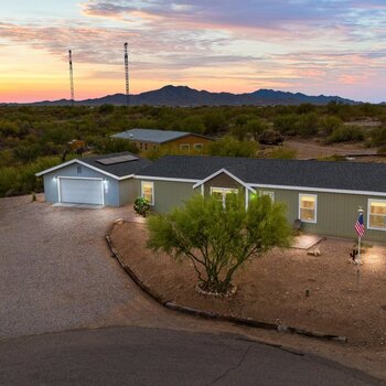 Thumbnail of mobile home