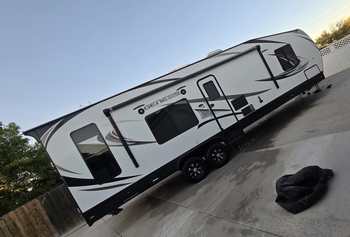 Thumbnail of RV