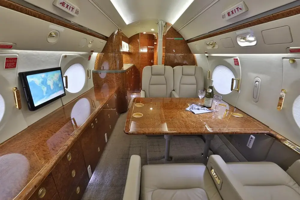 6571/gulfstream-g550-2005-4-venda-flightmarket-2422.jpg