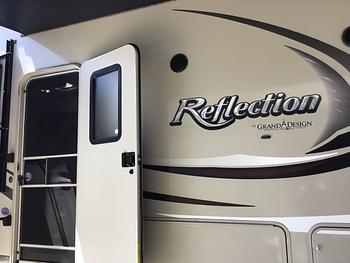 Thumbnail of RV