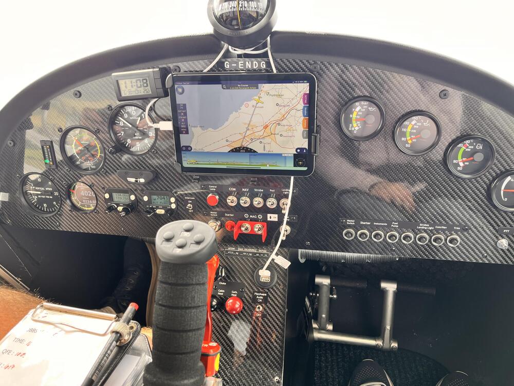 a5d004eb-8bfe-11f0-87ea-b4e35605155b