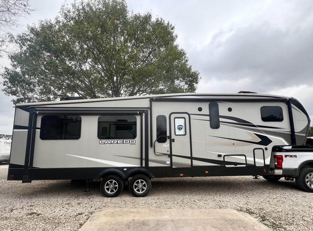 Photo of Rv