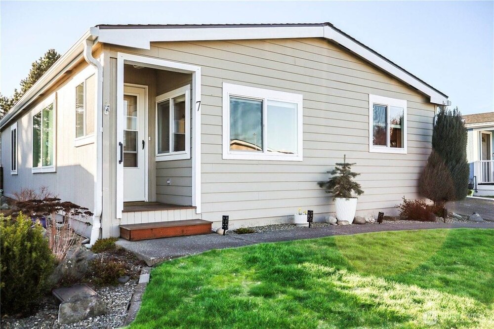 Photo of Mobile Home