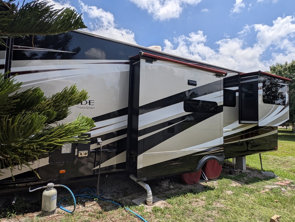 Photo of Rv