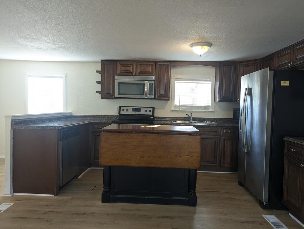 Strawberry Ridge Village