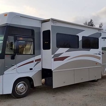 Thumbnail of RV