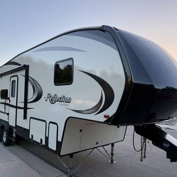 Thumbnail of RV