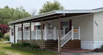 Thumbnail of mobile home