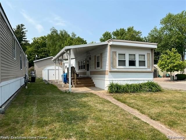 Photo of Mobile Home