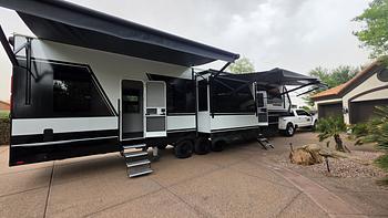 Thumbnail of RV
