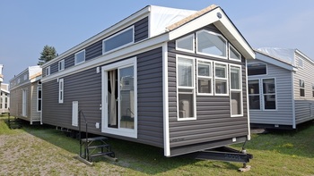 Thumbnail of RV