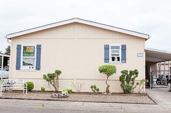 Thumbnail of mobile home