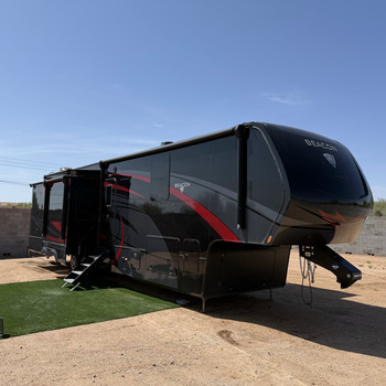 Thumbnail of RV