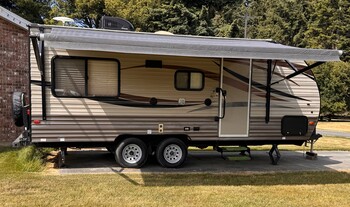 Thumbnail of RV