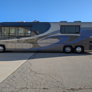 Thumbnail of RV