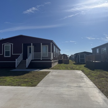 Thumbnail of mobile home