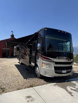 Thumbnail of RV