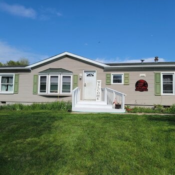 Thumbnail of mobile home
