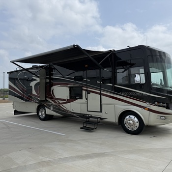 Thumbnail of RV