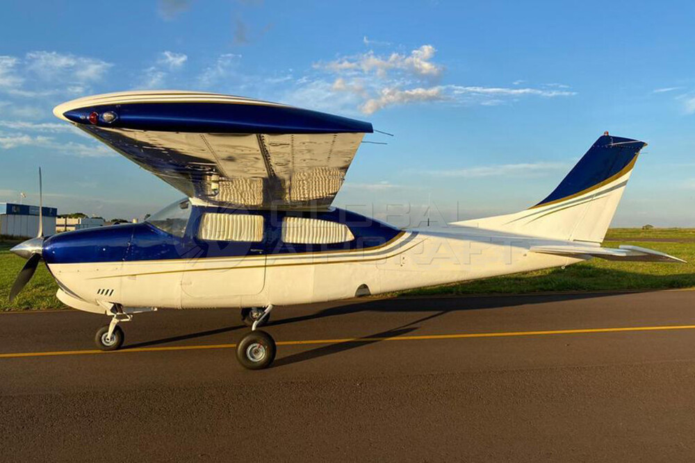 5471/cessna-turbo-210m-centurion-1978-7-venda-flightmarket-1427.jpeg