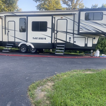 Thumbnail of RV